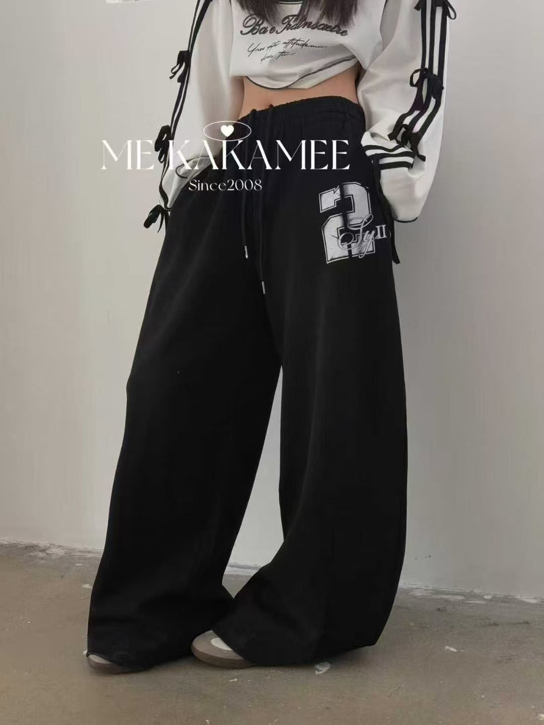 Drawstring loose sweatpants